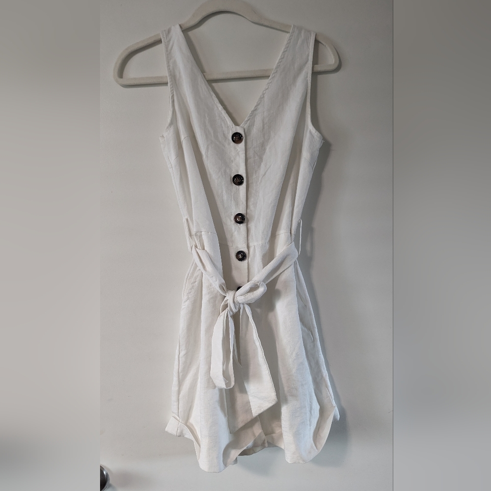 VINTAGE White Stretchy Blend Belted Romper fits Medium